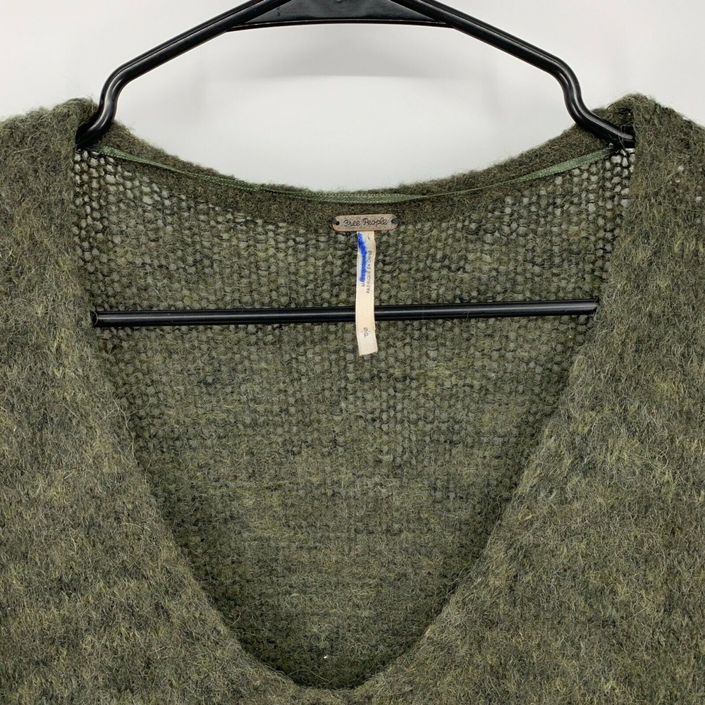 Free People Sweater Women Small Green V Neck Pullover Oversized Knit Long Sleeve - Picture 2 of 8